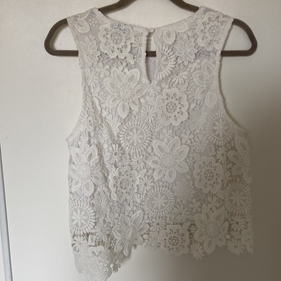 Topshop Lace Crop Top - Picture 3 of 4